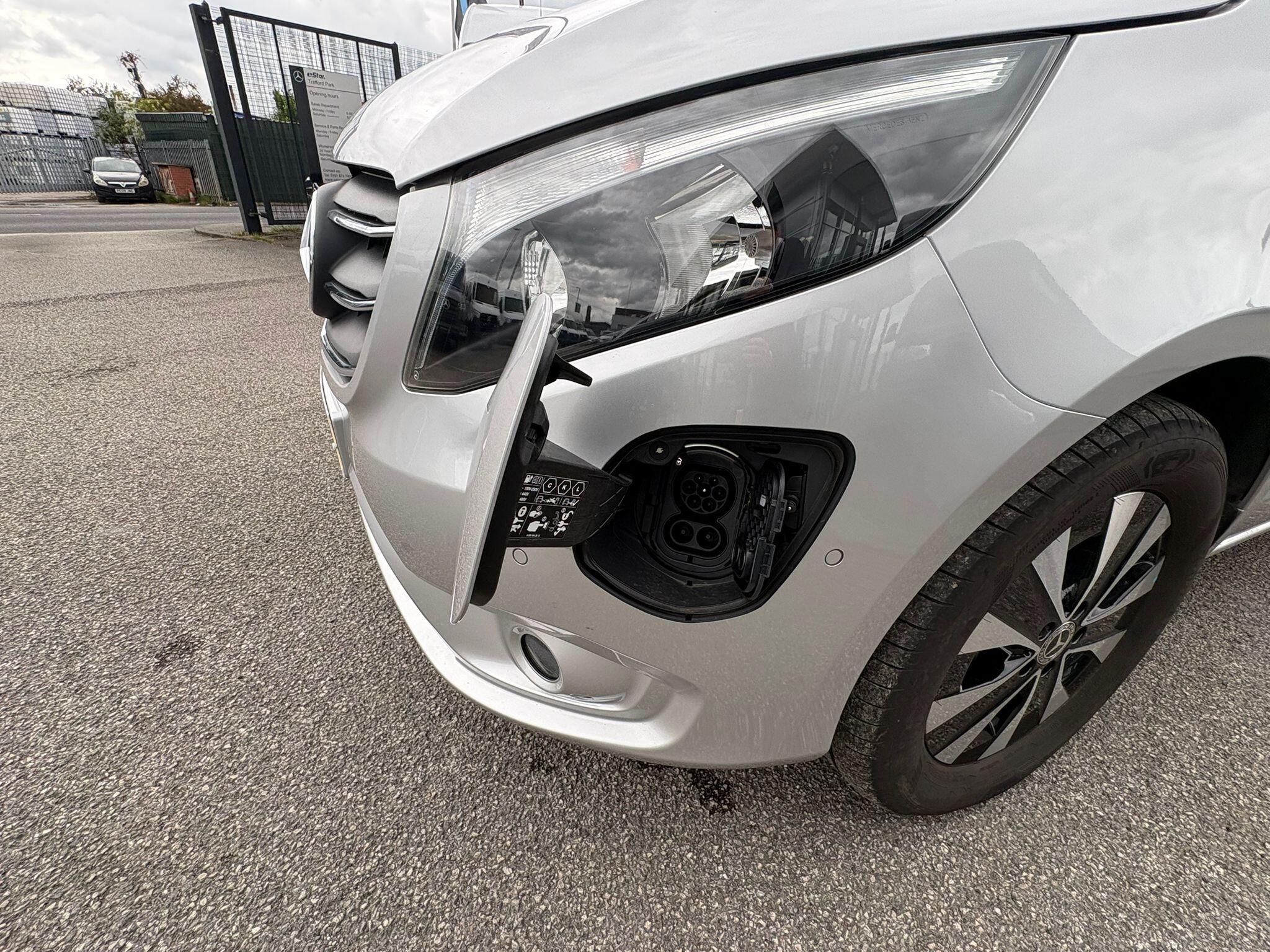 Mercedes-Benz eVito